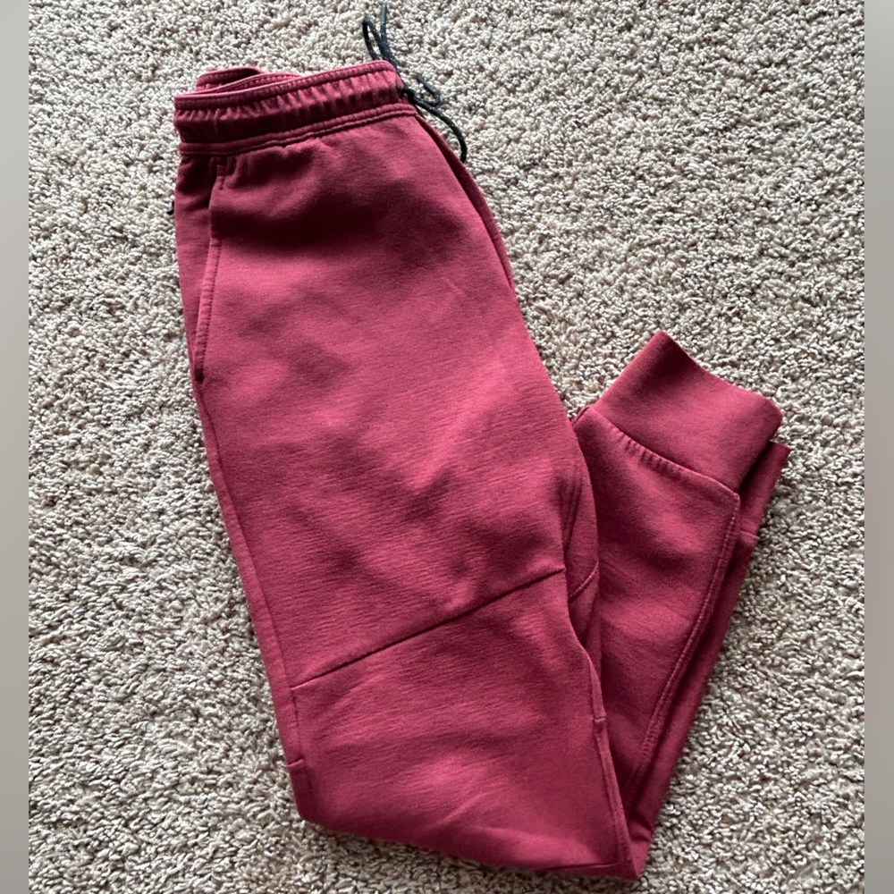 AE Joggers
